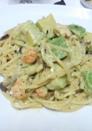 グワカモレ入りクリームパスタ-レシピのメイン写真