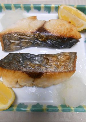 鰆のオリーブ油焼き・レモン、おろし添え-レシピのメイン写真