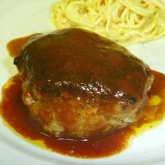 รูปของ 簡単！肉汁ジュワ～のハンバーグ☆
