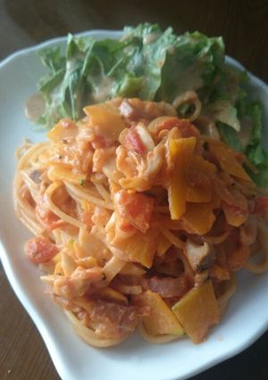 カボチャとトマトの豆乳クリームパスタ-レシピのメイン写真