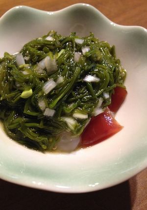 《簡単♪小鉢》マグロと帆立のめかぶのっけ-レシピのメイン写真