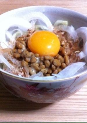 玉ねぎ かつお節 納豆卵-レシピのメイン写真