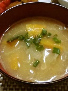 ☆かぼちゃと玉ねぎのゴマ味噌汁☆-レシピのメイン写真