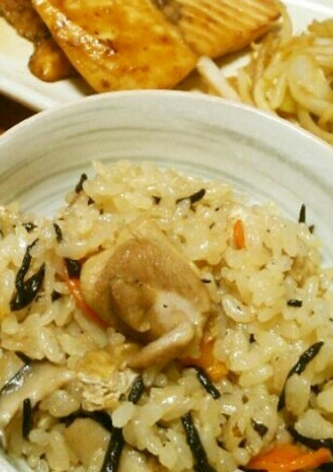 炊き込みご飯　土鍋でも炊飯器でも簡単！-レシピのメイン写真