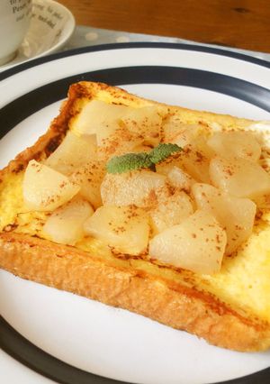 フレンチトーストの甘煮りんご添え-レシピのメイン写真