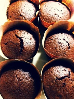 材料3つのチョコカップケーキ-レシピのメイン写真