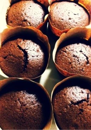 材料3つのチョコカップケーキ-レシピのメイン写真