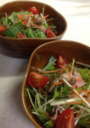 簡単☆水菜とキノコのシャキシャキサラダ☆-レシピのメイン写真