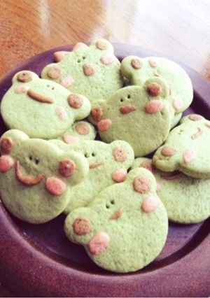 可愛いプレゼントかえるさんクッキー-レシピのメイン写真