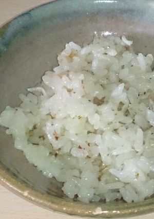 【離乳食完了期】じゃこと鰹節の炊込みご飯-レシピのメイン写真
