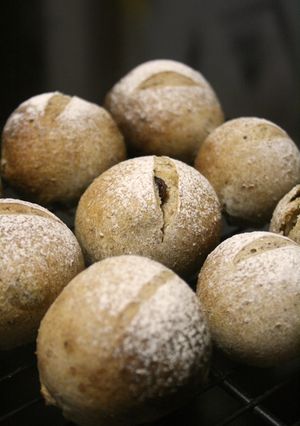 バターなし☆甘酸っぱいライ麦パン-レシピのメイン写真