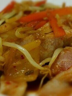 簡単!トントロのキムチ炒め-レシピのメイン写真