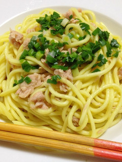 カラソバ(汁なし沖縄そば)*ツナ缶で-レシピのメイン写真