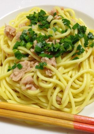 カラソバ(汁なし沖縄そば)*ツナ缶で-レシピのメイン写真
