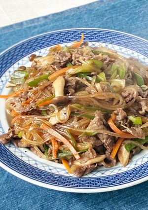 マロニーちゃん、牛肉のチャプチェはもっちもち♪-レシピのメイン写真
