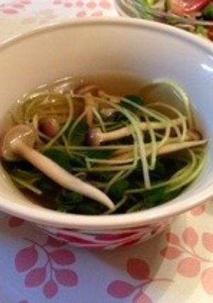 おくらの新芽のコンソメスープ-レシピのメイン写真
