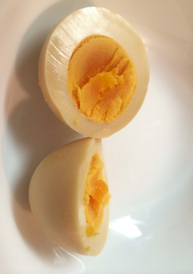 酢とみそで漬けた旨みたっぷりの味卵♪-レシピのメイン写真