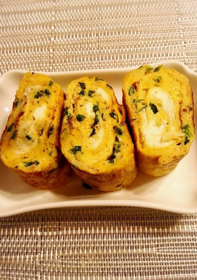 お弁当に♪桜エビと小ネギの卵焼き-レシピのメイン写真
