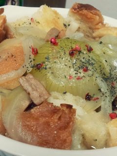 パンがじゅわ~なオニオンスープ-レシピのメイン写真