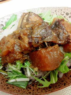 玉ねぎたっぷり、豚の角煮-レシピのメイン写真