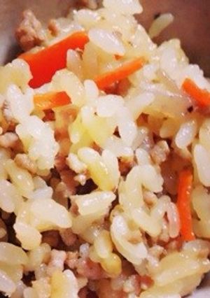 焼肉のタレで炊き込みご飯-レシピのメイン写真