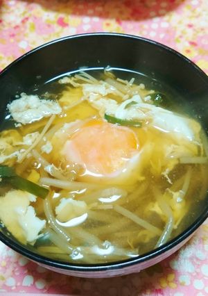 もやしと落とし卵のめんつゆ汁-レシピのメイン写真