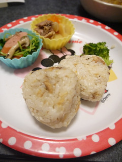 すぐ出来♪大好き♡サバの味噌煮おにぎり♡-レシピのメイン写真
