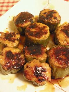 ★市販の鶏生つくねでピーマンの肉詰め-レシピのメイン写真