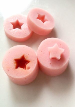 簡単♡細い魚肉ソーセージで可愛くキャラ弁-レシピのメイン写真