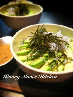 絶対美味しい♡超簡単アボカドしらす丼-レシピのメイン写真