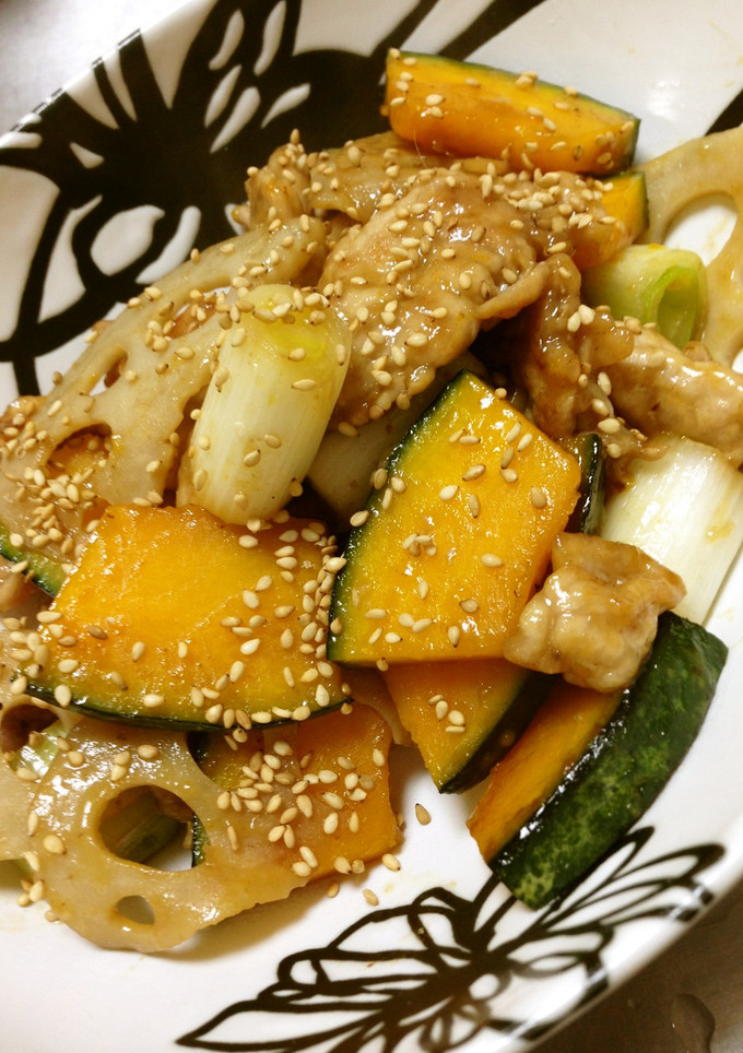 ★デパ地下風★豚肉・蓮根・南瓜の甘辛炒め-レシピのメイン写真