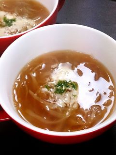 飴色玉ねぎのコンソメスープ-レシピのメイン写真