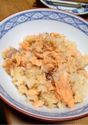 鮭と梅干しの炊き込みご飯-レシピのメイン写真