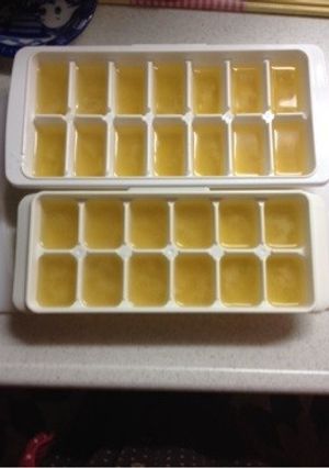 離乳食に便利♪冷凍味噌汁キューブ-レシピのメイン写真