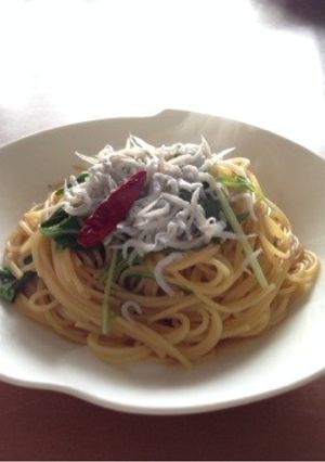 水菜とじゃこの簡単和風ペペロンチーノ-レシピのメイン写真