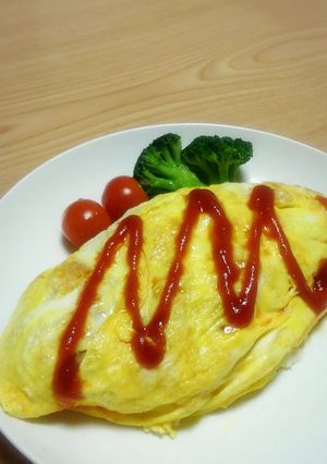 綺麗にくるん♪香りも美味しいオムライス-レシピのメイン写真