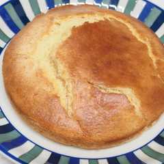 รูปของ あっさり味のスフレ風チーズケーキ