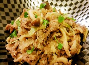 健康レシピ♥︎牛肉としめじ煮のおろし和え-レシピのメイン写真