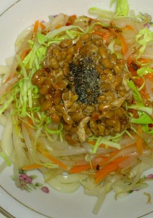 納豆サラダうどん-レシピのメイン写真