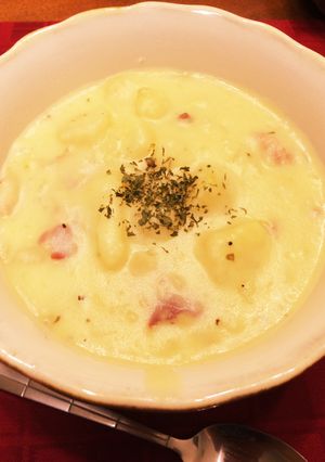 ベーコンとじゃがいものホワイトスープ-レシピのメイン写真