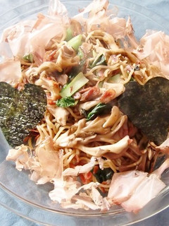 東京小松菜・舞茸でバレンタイン焼きそば♡-レシピのメイン写真