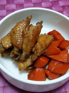 ☆柔らか鶏手羽と人参の煮物★-レシピのメイン写真