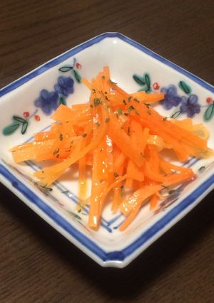 シンプル♩シャキシャキにんじんサラダ-レシピのメイン写真