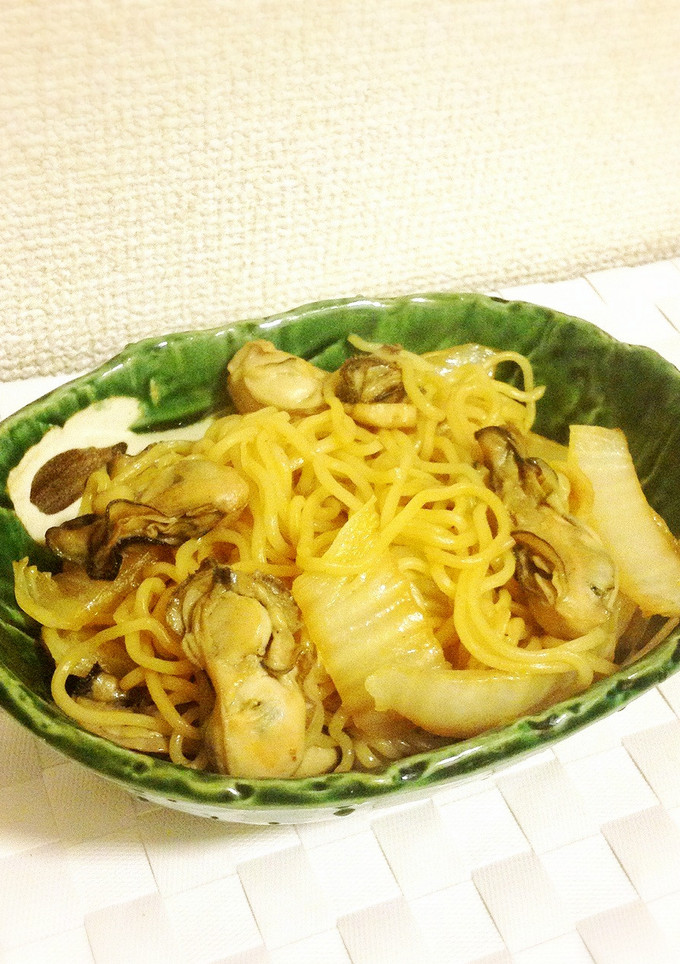 牡蠣とレモンの塩焼きそば-レシピのメイン写真