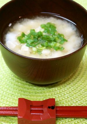 【ママレシピ】お豆腐とえのき茸のお味噌汁-レシピのメイン写真