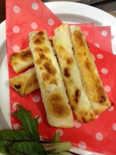 餃子の皮で、絶品おつまみチーズロール-レシピのメイン写真