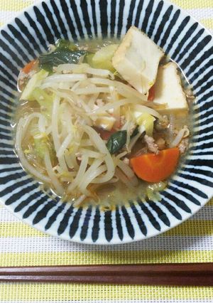 野菜たっぷり辛味噌具だくさんスープ-レシピのメイン写真