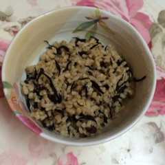 玄米雑穀ひじきご飯-レシピのメイン写真