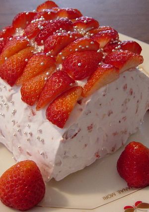 食パンで苺ロールケーキもどき-レシピのメイン写真