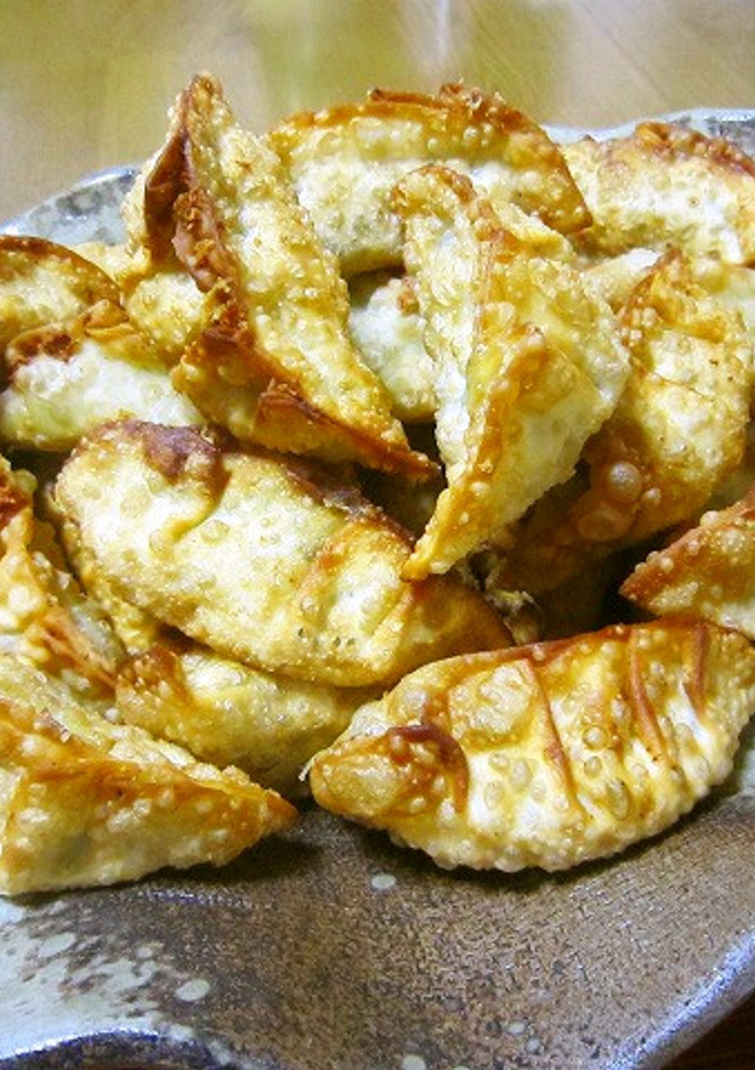 エビとアボカドの変り種♥揚げ餃子♪-レシピのメイン写真